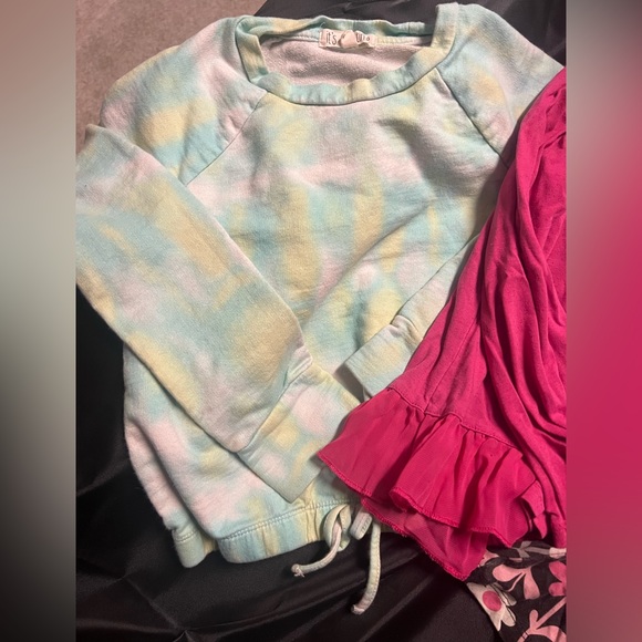 Girls shirt bundle size 4-5 - Picture 1 of 4